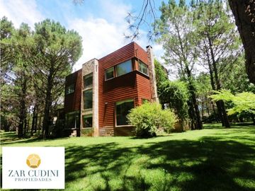 ALQUILER TEMPORARIO PINAMAR BARRIO LA HERRADURA CASA CON PISCINA