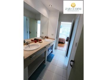 ALQUILER TEMPORARIO PINAMAR BARRIO LA HERRADURA CASA CON PISCINA