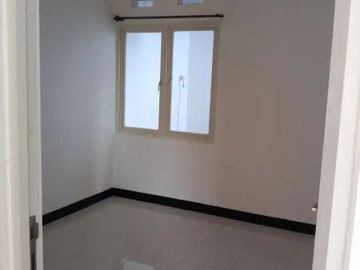 Rumah Sangat Murah di Perumahan Puri Surya Jaya Valencia