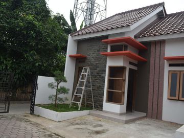 rumah mungil di pd terong depok
