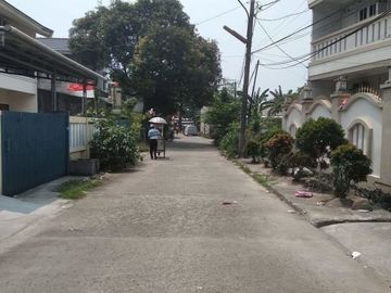 Rumah Ciledug Karang Tengah dalam Perumahan Cantik