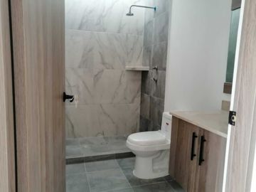 CASA EN VENTA, PEDREGAL DE SHOENSTATT, CORREGIDORA, QUERETARO.