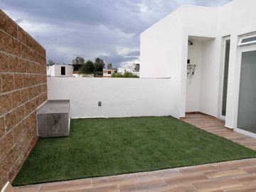 CASA EN VENTA, PEDREGAL DE SHOENSTATT, CORREGIDORA, QUERETARO.
