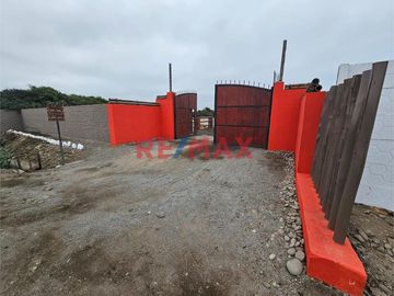 🌱 ¡OPORTUNIDAD ÚNICA PARA INVERSIONISTAS! 🌾

Descubre la magia de tener tu propio terreno en un lugar privilegiado de San Vicente de Cañete. Te pres