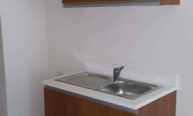Studio Unit in Manila near Robinsons mall, UP, PGH, LRT1, PedroGil, United Nation, Roxas Blvd, Ocean Park,Central Bank