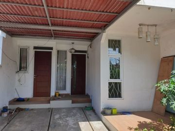 Rumah second strategis di Tanah Baru Depok 950 jt