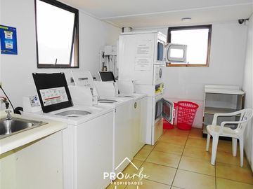 Departamento en arriendo de 2 dorm. en Providencia