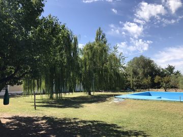 FINCA DE 4,7 HECTAREAS CON CASAS