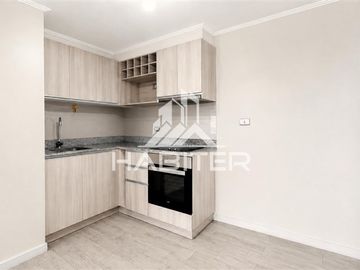 COD40105 Vende departamento cercano Av Alemania