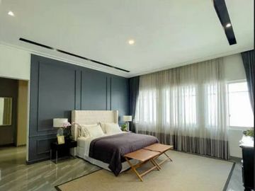 New House Palm Courts Dekat Superindo, ITS, Galaxy Mall