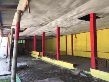 Gudang di Soekarno Hatta.COCOK untuk rumah makan.PARKIR LUAS