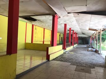 Gudang di Soekarno Hatta.COCOK untuk rumah makan.PARKIR LUAS