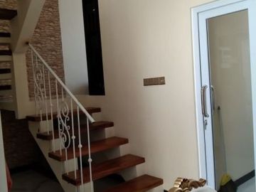 Rumah Mewah Ada Kolam Renang, Full Furnished, Candi kalasan, Manyaran, Pasadena, Semarang Barat
