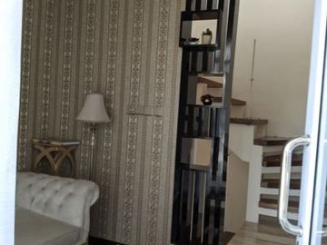 Rumah Mewah Ada Kolam Renang, Full Furnished, Candi kalasan, Manyaran, Pasadena, Semarang Barat