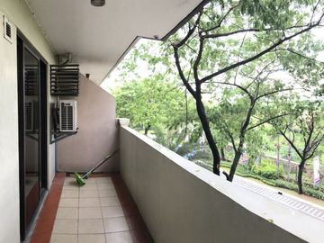 2BR CONDO FOR RENT WITH COVERED PARKING