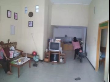 Dijual rumah bengawan wisma Tropodo surabaya