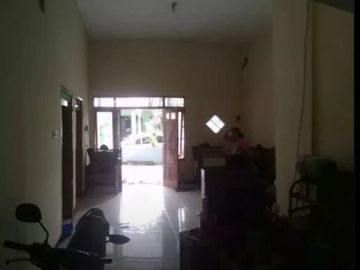 Dijual rumah bengawan wisma Tropodo surabaya