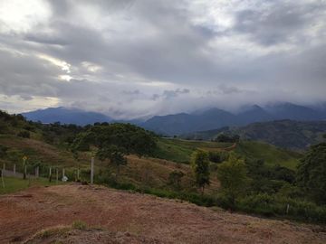 lote en venta en vereda la vigorosa. Cod V105530