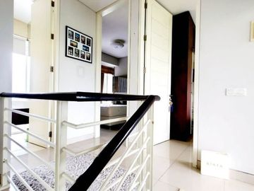 Rumah Dijual Perum Granada Pakuwon City Surabaya *NI