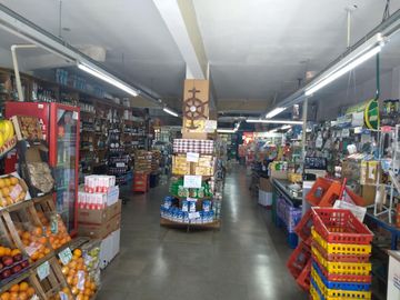 Venta de Local y departamento de 4 ambientes Casanova