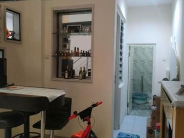 Rumah Minimalis Mulyosari Hadap Utara Row jalan 2 mobil