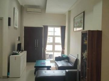Rumah Minimalis Mulyosari Hadap Utara Row jalan 2 mobil