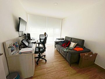 Vendo departamento de 3 dormitorios en exclusivo conjunto, sector Tumbaco