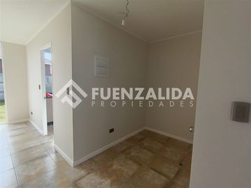 Casa en arriendo de 3 dormitorios en Puente Alto, ECH