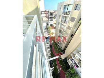 🏡 VENTA DE DÚPLEX EN URB. SANTA ELENA – 127 M²
¡Vive con comodidad y exclusividad en una de las mejores zonas residenciales de Chiclayo!

📐 Área: 1