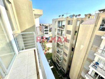 🏡 VENTA DE DÚPLEX EN URB. SANTA ELENA – 127 M²
¡Vive con comodidad y exclusividad en una de las mejores zonas residenciales de Chiclayo!

📐 Área: 1