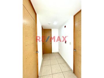 🏡 VENTA DE DÚPLEX EN URB. SANTA ELENA – 127 M²
¡Vive con comodidad y exclusividad en una de las mejores zonas residenciales de Chiclayo!

📐 Área: 1