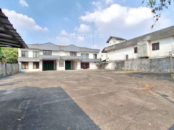 Dijual Gudang Dan Kantor Dengan Halaman Parkir Luas Di Ciputat