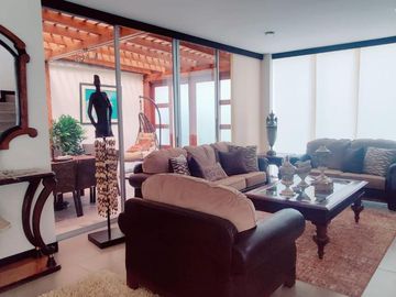 LINDA CASA EN VENTA EN URBANIZACION DE TANDA