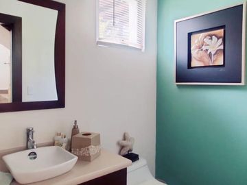 LINDA CASA EN VENTA EN URBANIZACION DE TANDA