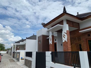 Dijual Rumah Konsep Klasik Modern di Depan Candi Prambanan Hanya 500 JTan