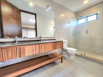 Venta Casa loms del molino III norte Leon Gto