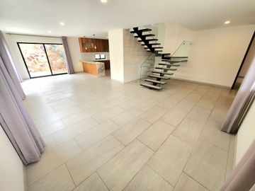 Venta Casa loms del molino III norte Leon Gto