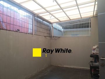 Rumah Minimalis 1 Lantai Sukolilo Dian Regency 2, Surabaya