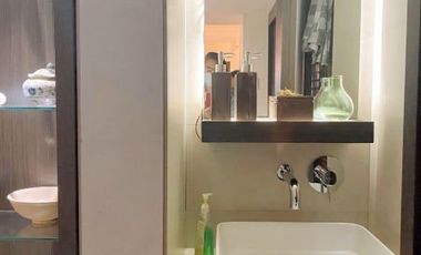 Spacious 2 Bedroom Unit For Sale at Torre de Salcedo Legaspi Village Makati