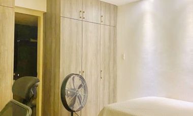 Spacious 2 Bedroom Unit For Sale at Torre de Salcedo Legaspi Village Makati
