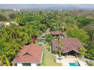 Punta Barco casa en venta frente al mar