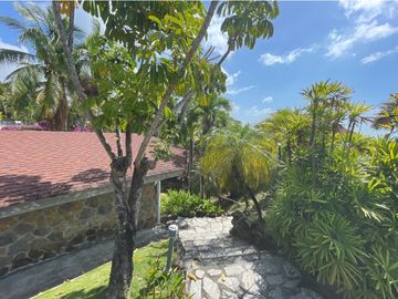 Punta Barco casa en venta frente al mar