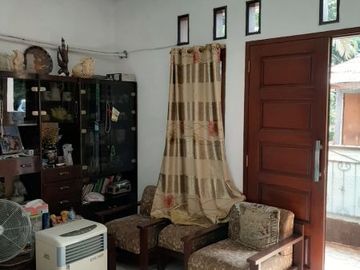 DI JUAL RUMAH KOS-KOSAN STRATEGIS DI JL.HARYONO KOMPLEK PU KEBAYORAN LAMA JAKARTA SELATAN-