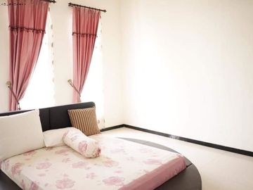 Rungkut asri Timur Pln 10000watt, Strategis