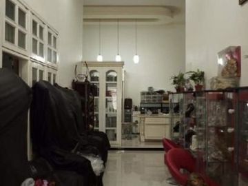 Rungkut asri Timur Pln 10000watt, Strategis