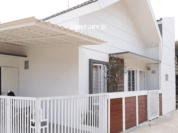 Dijual Rumah Minimalis Siap Huni Lokasi Strategis  Di Bintaro