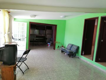VENTA CASA CON AMPLIO TERRENO 3 MINUTOS DE CARRETERA PACHUCA ACTOPAN HIDALGO