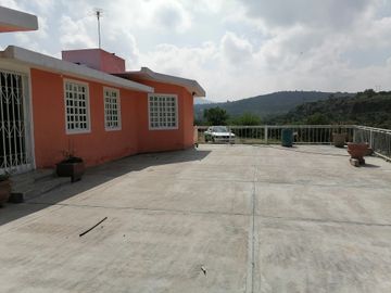 VENTA CASA CON AMPLIO TERRENO 3 MINUTOS DE CARRETERA PACHUCA ACTOPAN HIDALGO