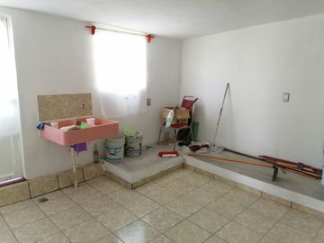 VENTA CASA CON AMPLIO TERRENO 3 MINUTOS DE CARRETERA PACHUCA ACTOPAN HIDALGO