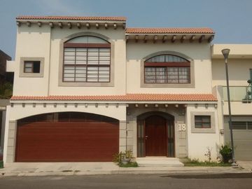 Casa en venta en Fracc. Lomas Diamante. ALVARADO, VER. RIVIERA VERACRUZANA